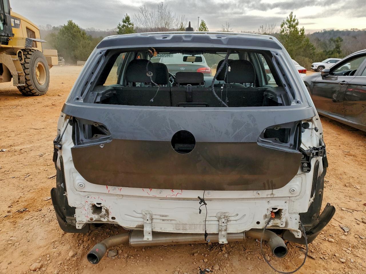 Volkswagen GTI Sport Image 4