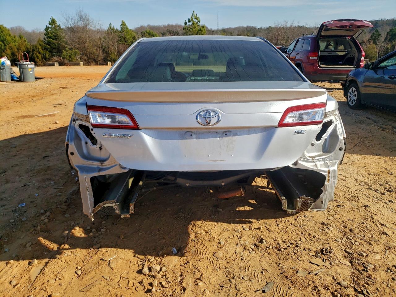 Toyota Camry L Image 10