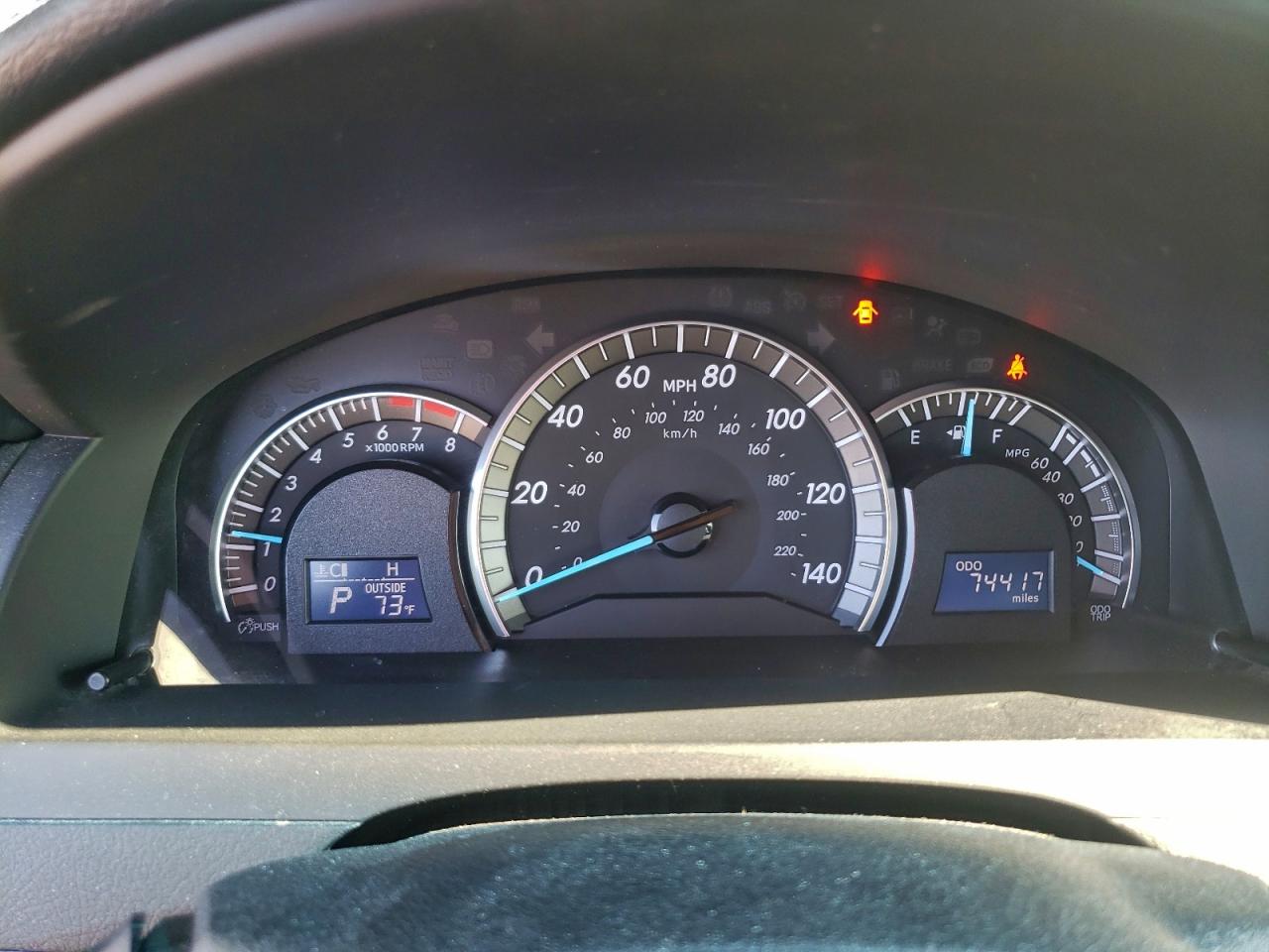 Toyota Camry L Image 5