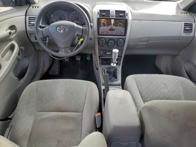 Toyota Corolla Base Image 6