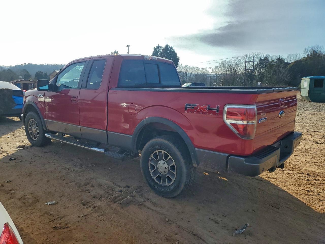 Ford F-150 Super Cab Image 6