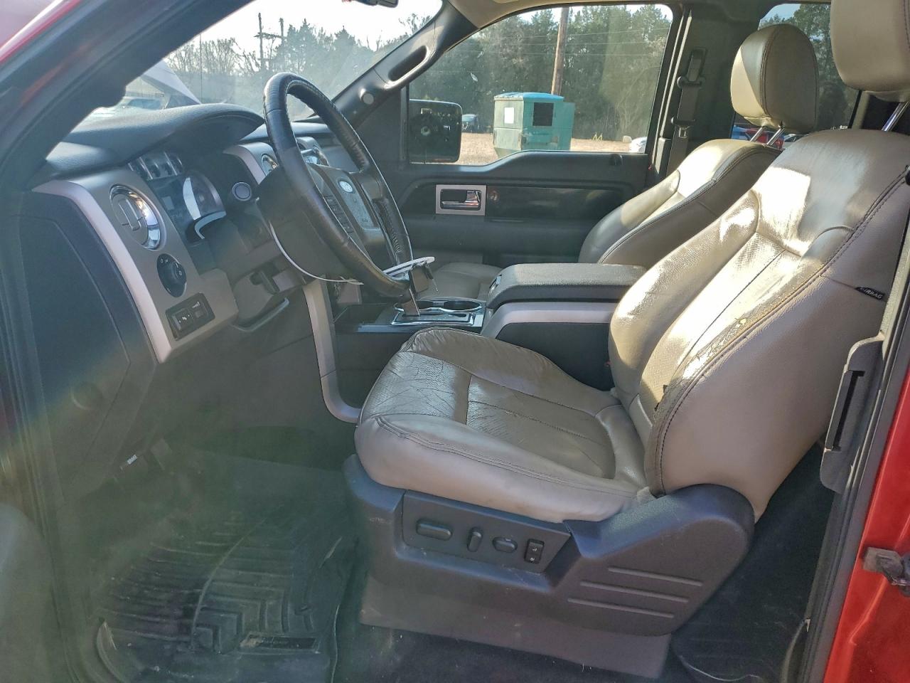 Ford F-150 Super Cab Image 12