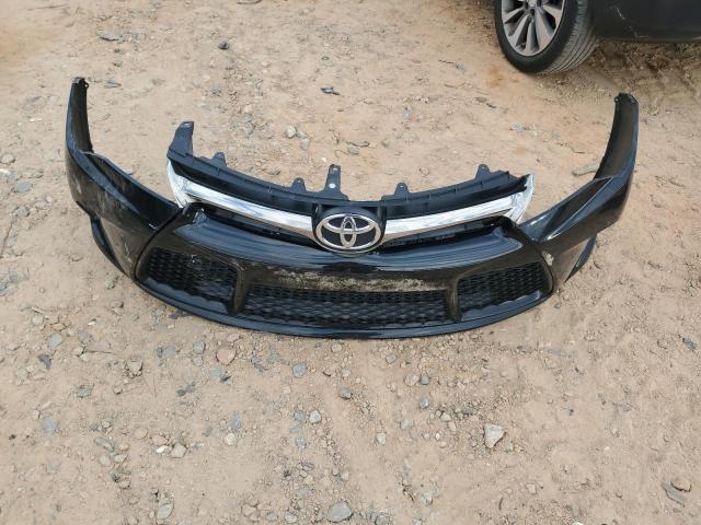 Toyota Camry Le Image 7