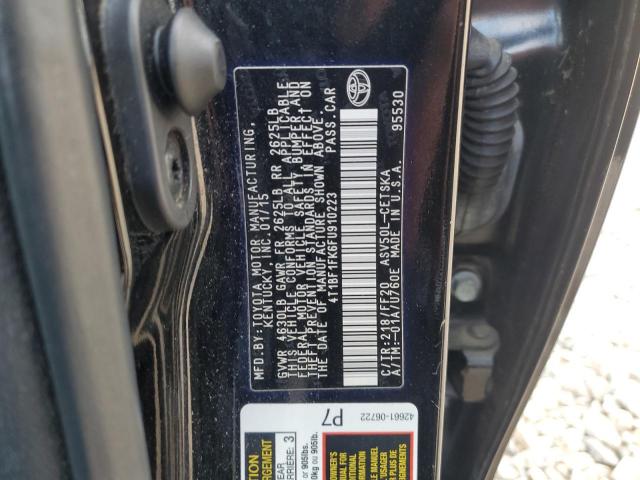 Toyota Camry Le Image 10