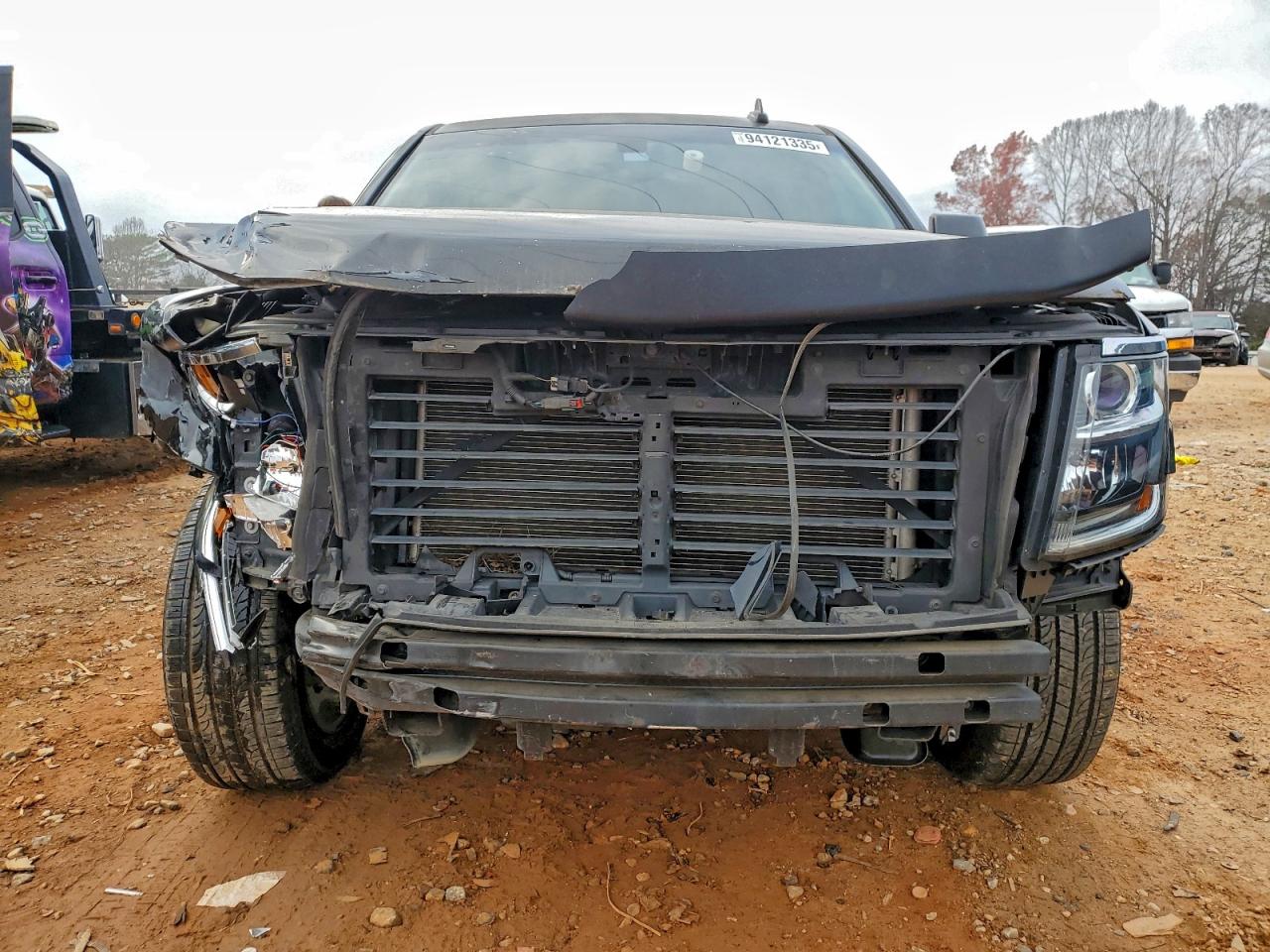 Chevrolet Suburban C1500 Ls Image 8