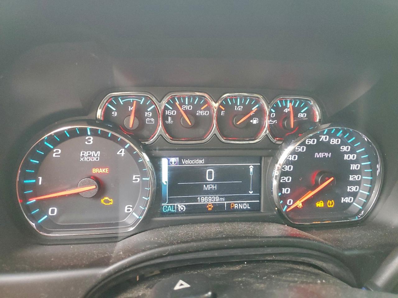 Chevrolet Suburban C1500 Ls Image 7