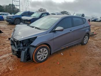  Salvage Hyundai ACCENT