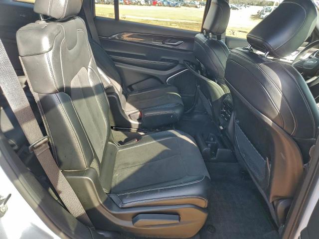 Jeep Grand Cherokee L Laredo Image 10