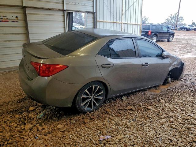 Toyota Corolla L Image 9