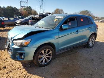  Salvage Mitsubishi Outlander