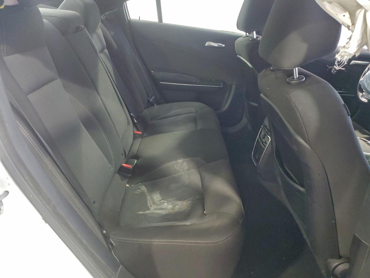 Dodge Charger Se Image 7