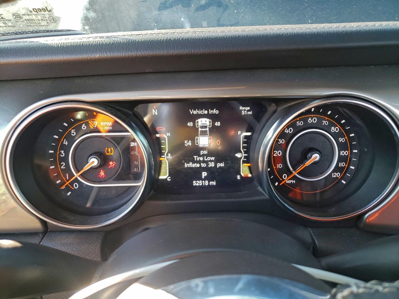 Jeep Gladiator Overland Image 9