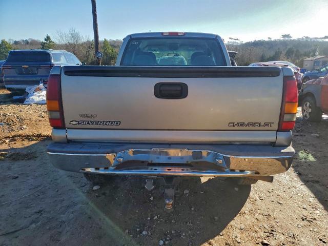 Chevrolet Silverado K1500 Image 10