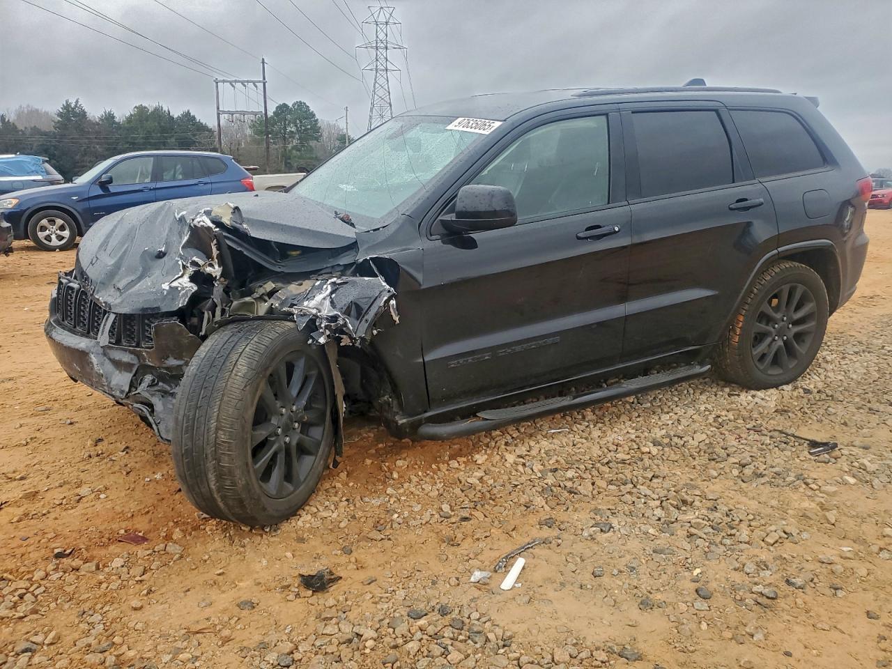 Jeep Grand Cherokee Laredo Image 1