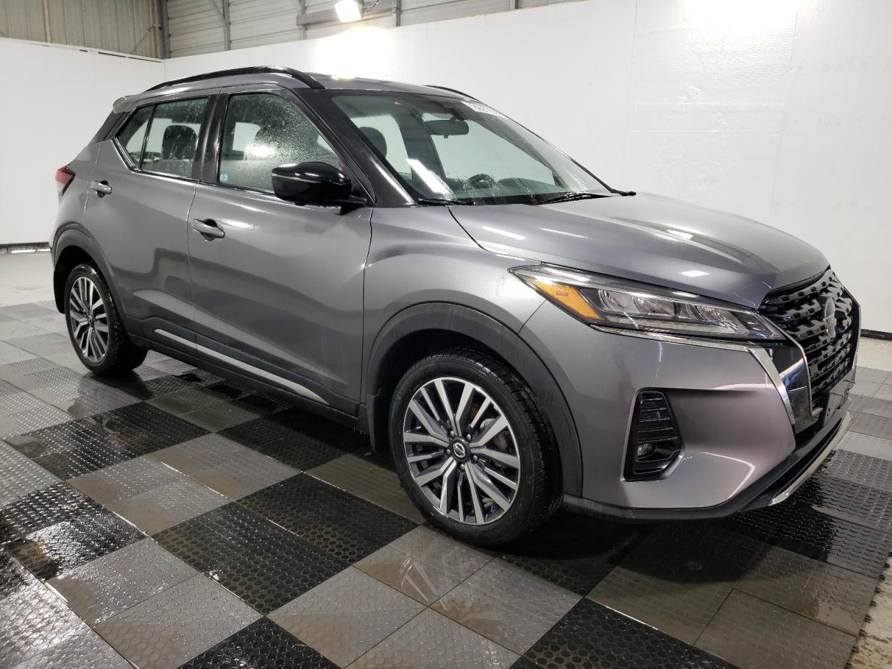 Nissan Kicks Sr Image 3