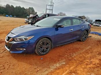  Salvage Nissan Maxima