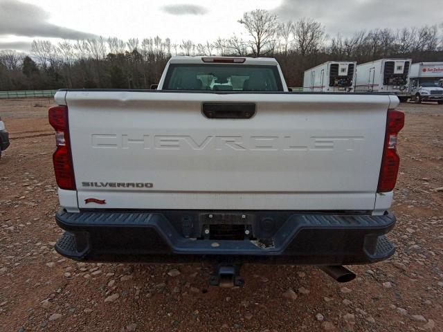 Chevrolet Silverado C2500 Heavy Duty Image 3