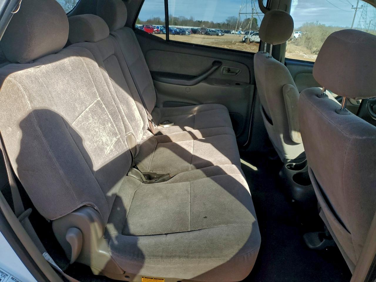 Toyota Sequoia Sr5 Image 5