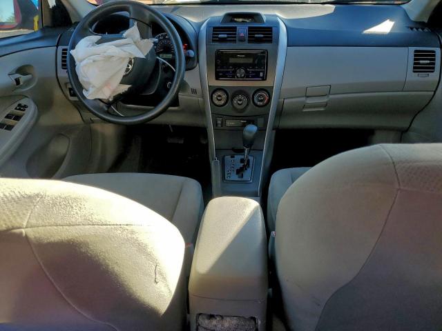 Toyota Corolla Base Image 6