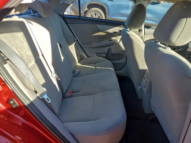 Toyota Corolla Base Image 10