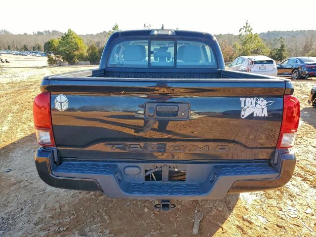 Toyota Tacoma Double Cab Image 3