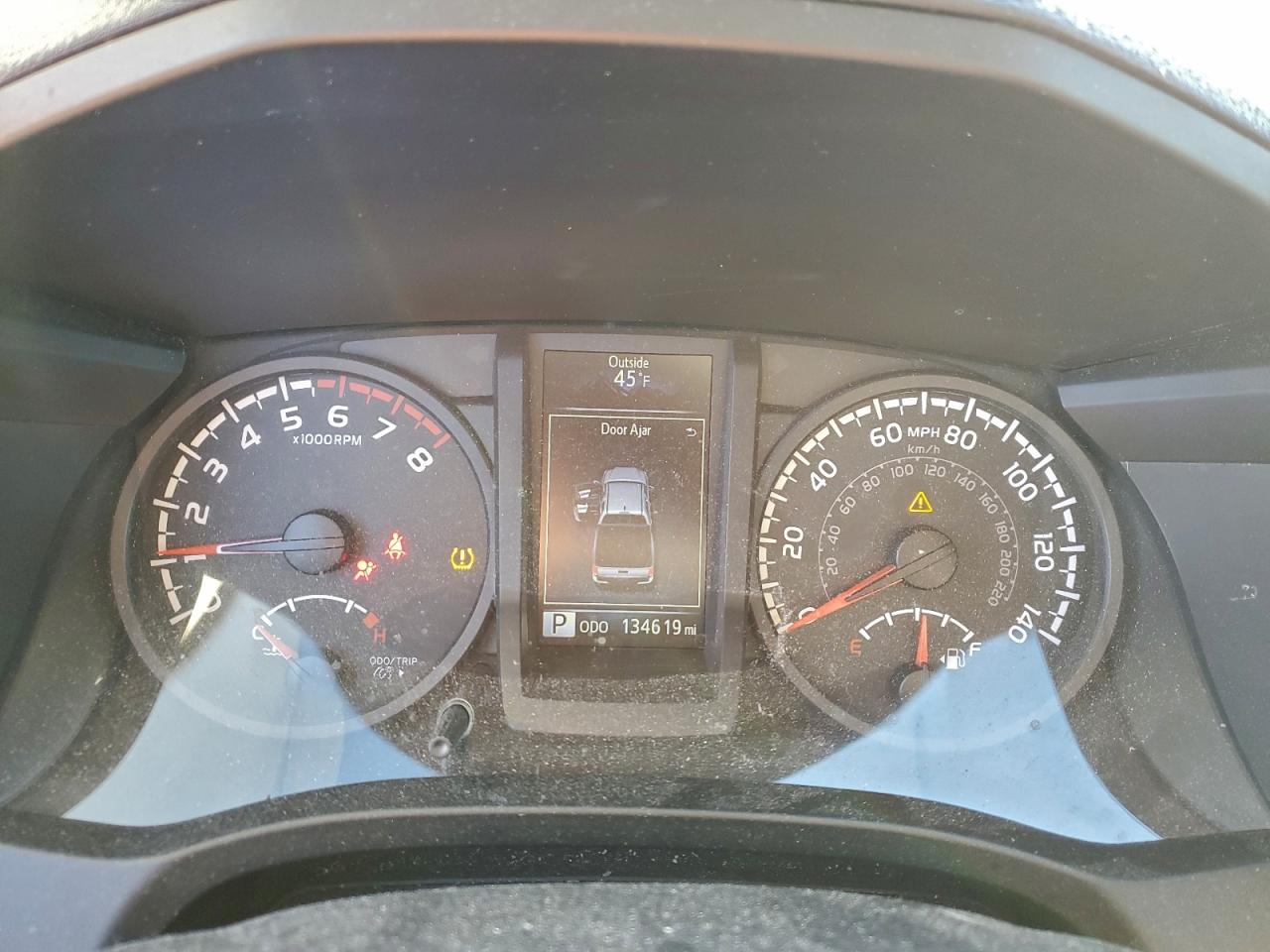 Toyota Tacoma Double Cab Image 6