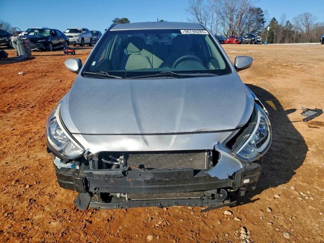 Hyundai ACCENT Se Image 3