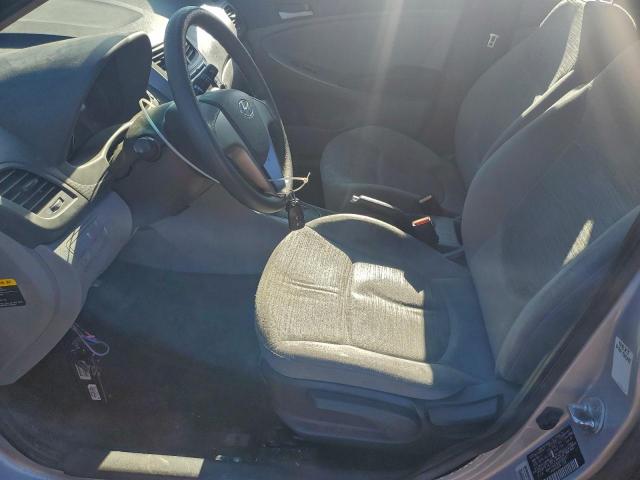 Hyundai ACCENT Se Image 8