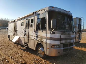  Salvage Workhorse Custom Cha Motorhome