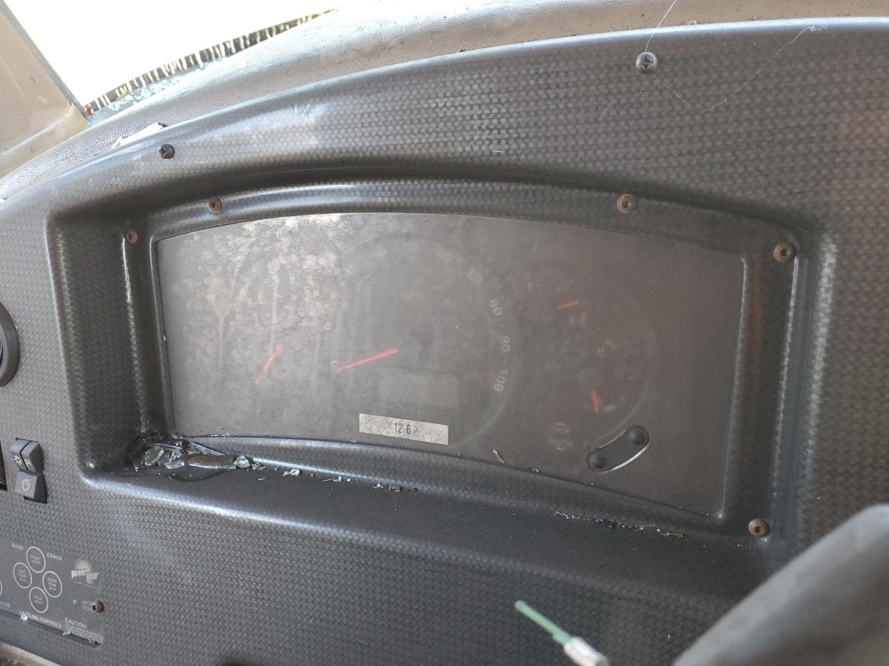 Workhorse Custom Cha Motorhome W22 Image 2