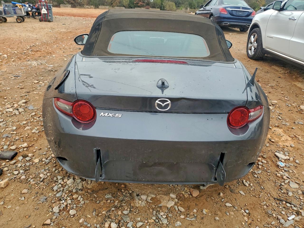 Mazda Mx5 Grand Touring Image 2