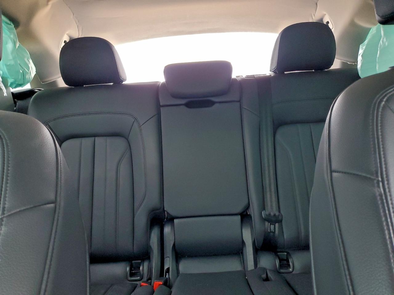 Audi Q5 Premium Plus Image 11