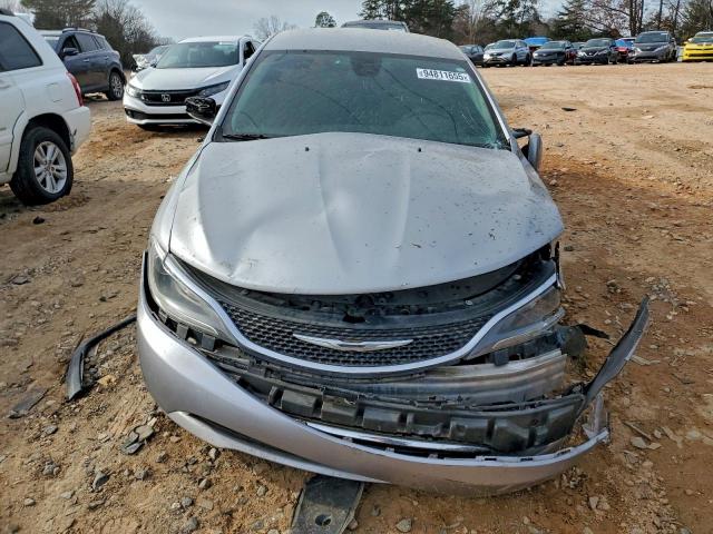 Chrysler 200 Limited Image 4