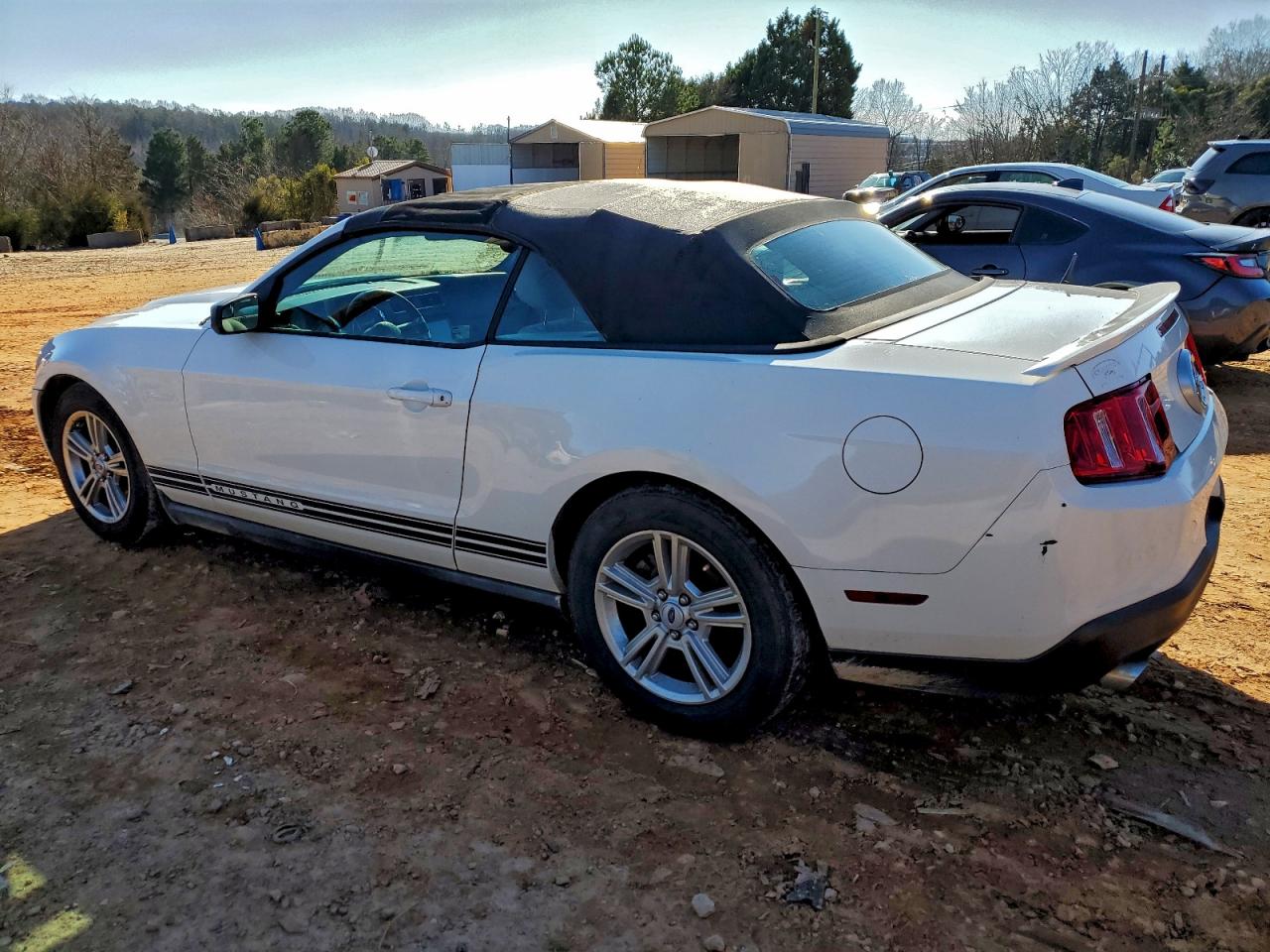 Ford Mustang Image 4