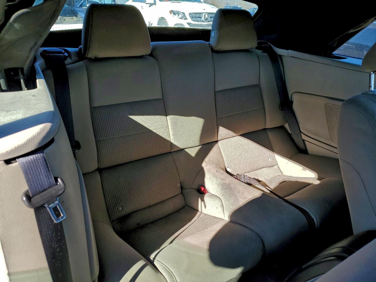 Ford Mustang Image 7