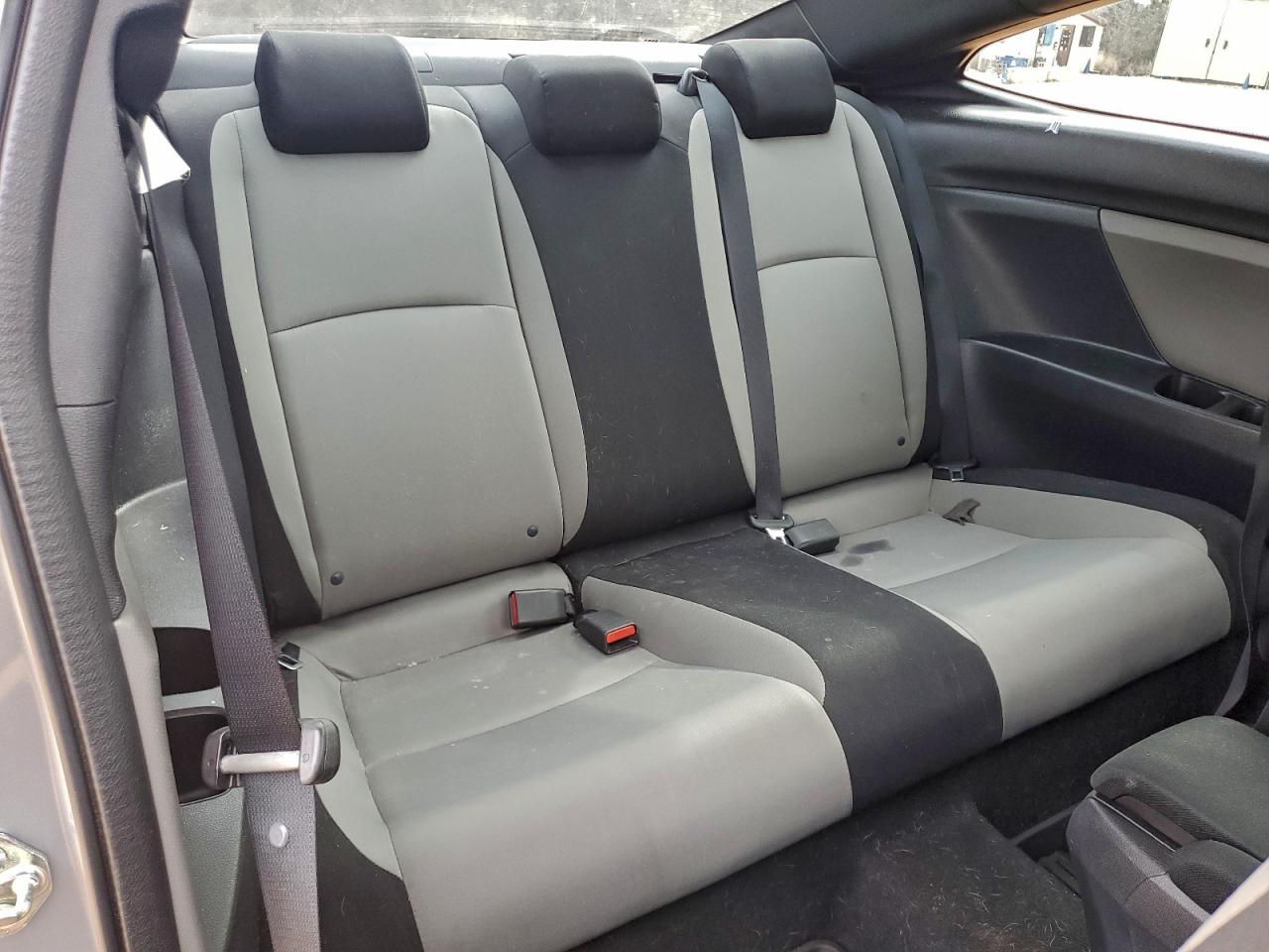 Honda Civic Lx Image 9