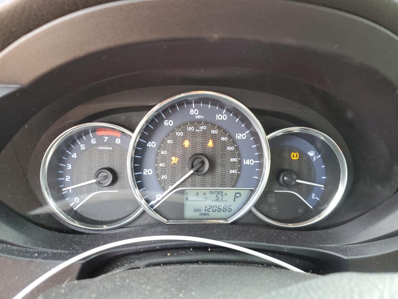 Toyota Corolla L Image 10