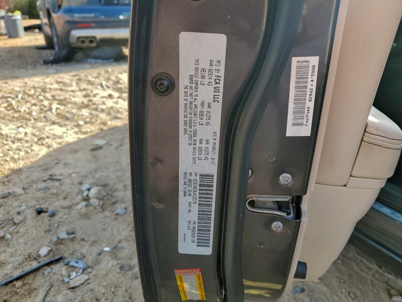 Chrysler 300 Limited Image 9