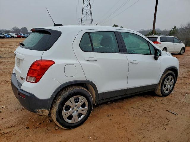 Chevrolet Trax Ls Image 3