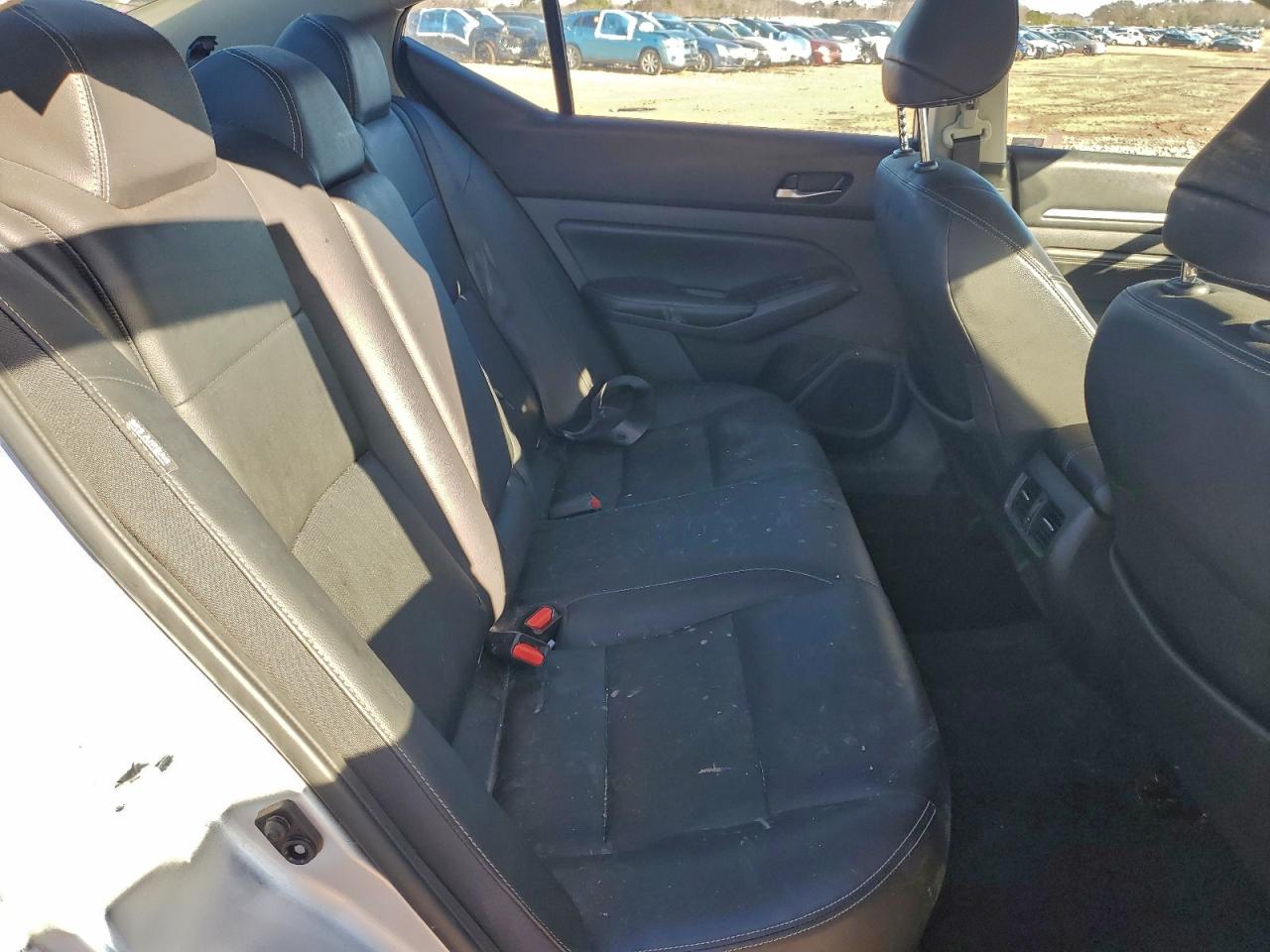 Nissan Altima Sl Image 3