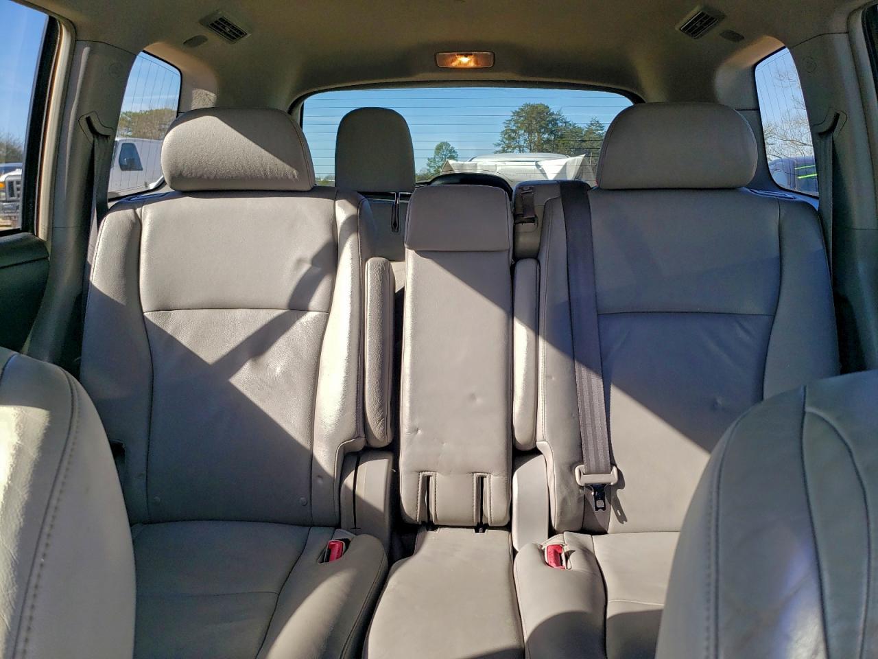 Toyota Highlander Hybrid Limited Image 7