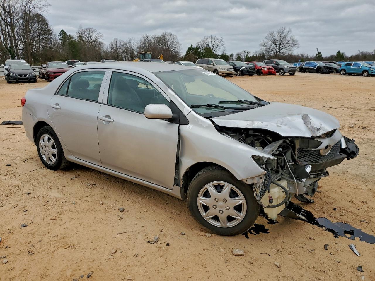 Toyota Corolla Base Image 12