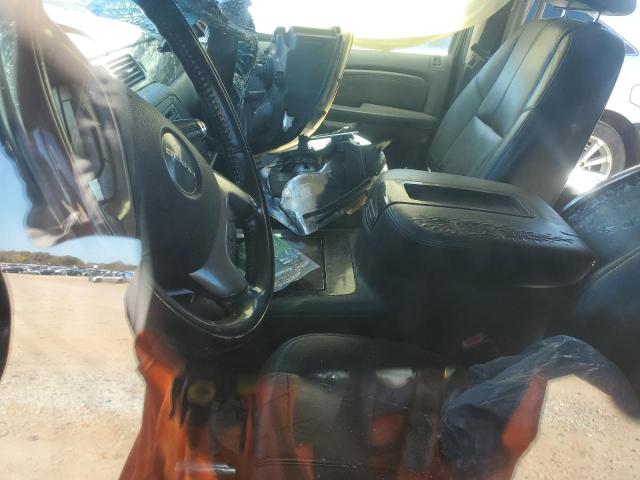 GMC Yukon Denali Image 10