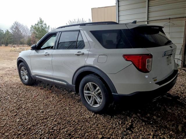 Ford Explorer Xlt Image 4