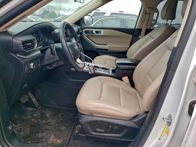 Ford Explorer Xlt Image 3