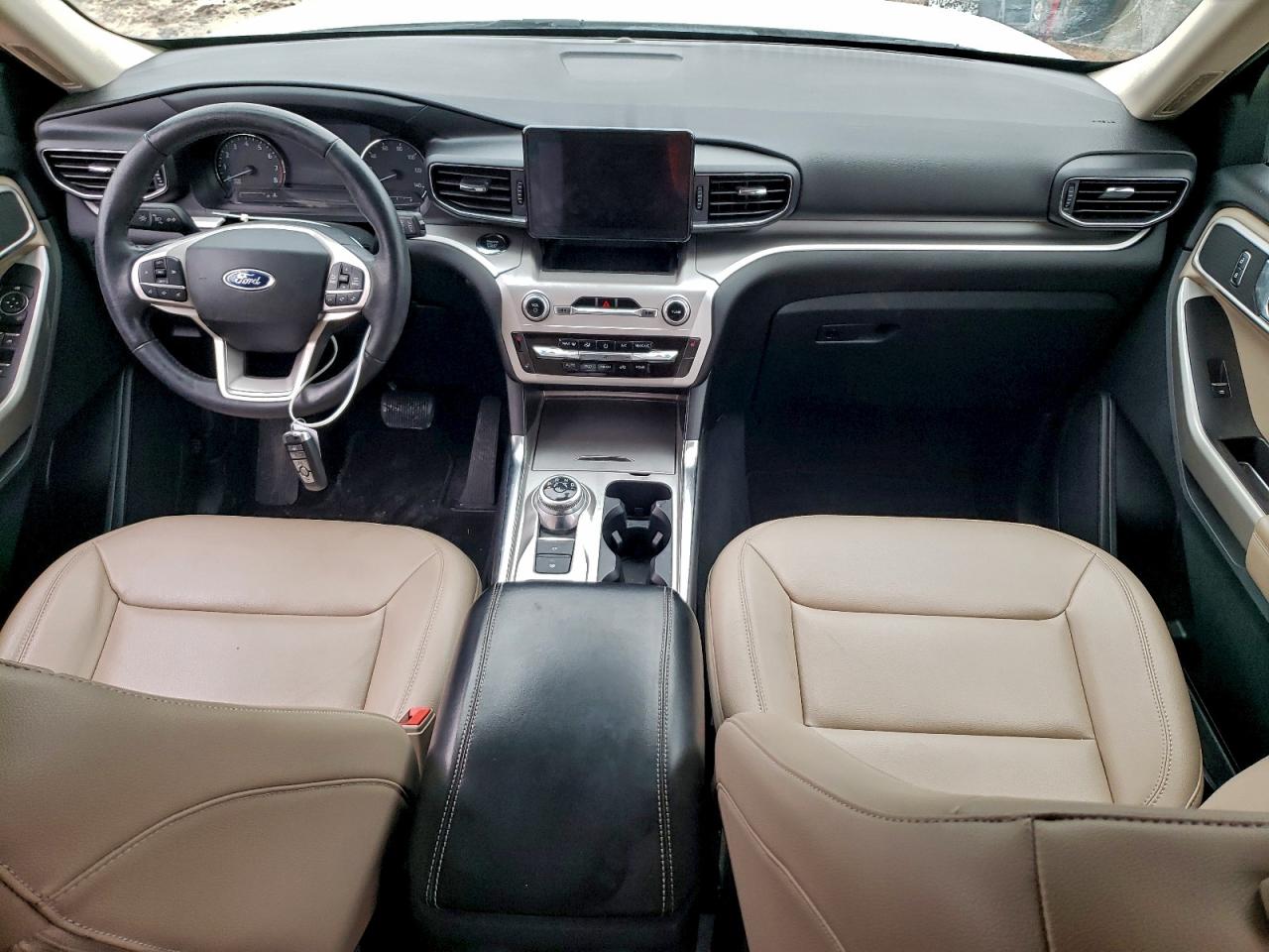 Ford Explorer Xlt Image 11