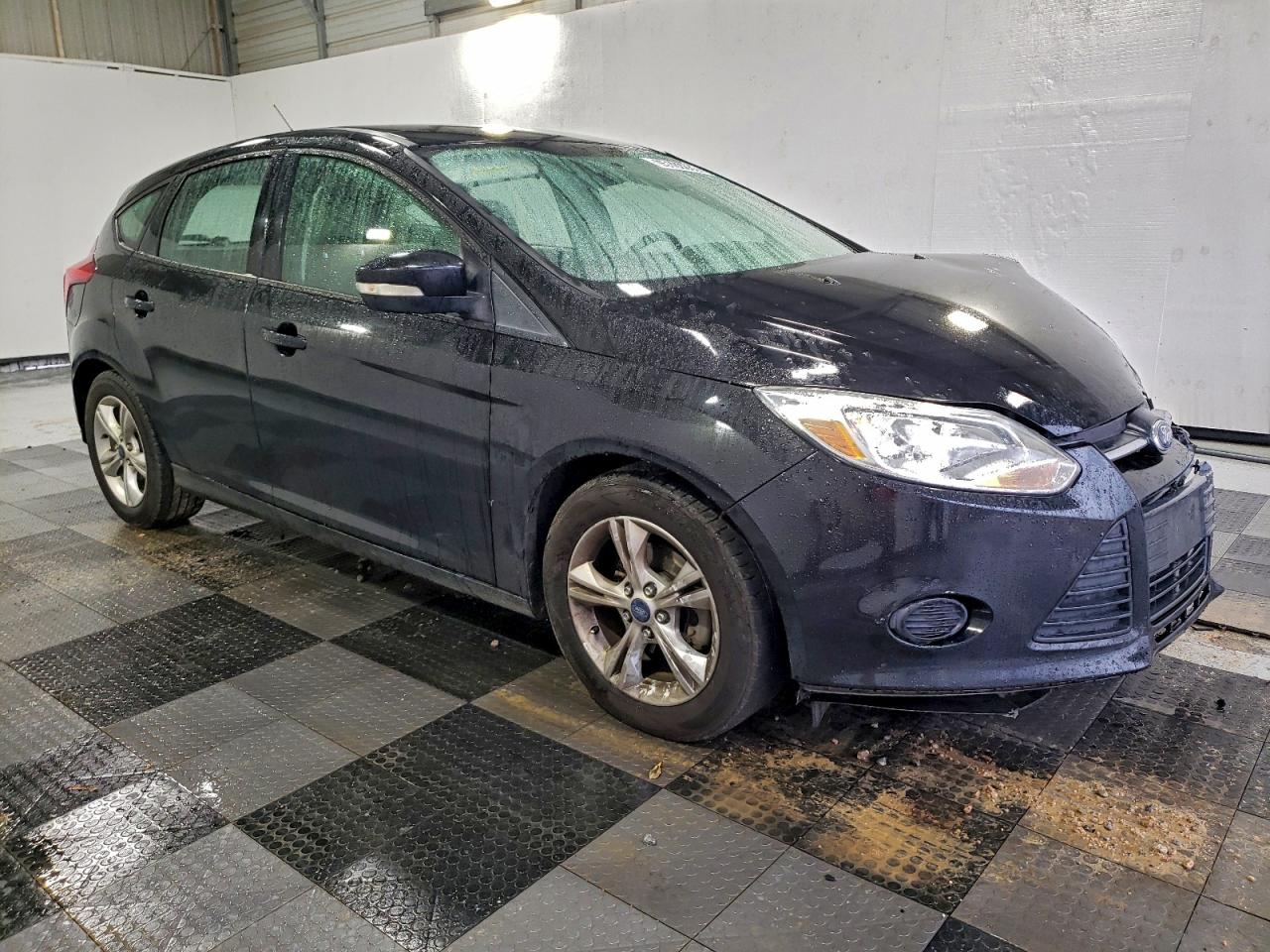 Ford Focus Se Image 12