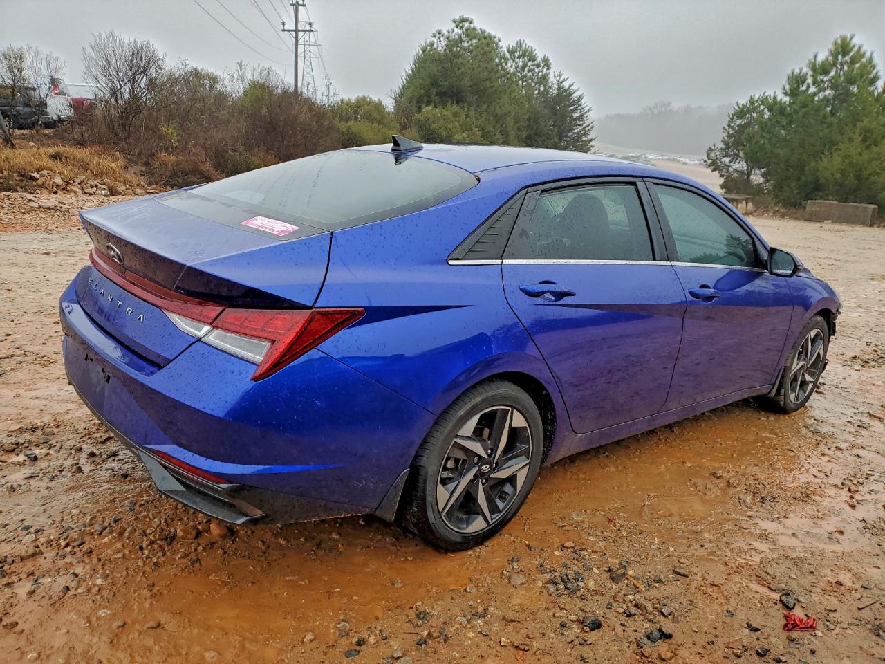 Hyundai ELANTRA Sel Image 9
