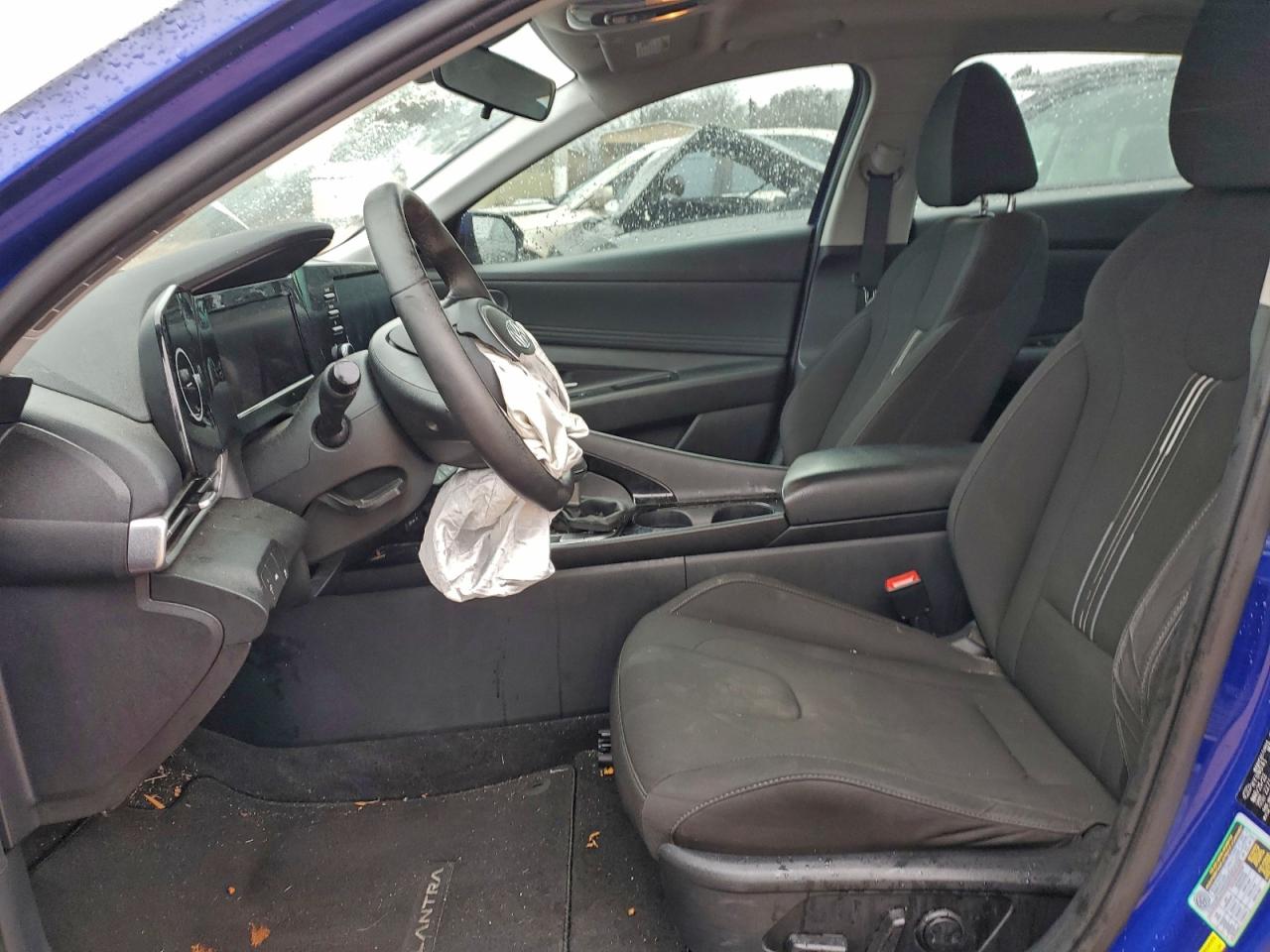 Hyundai ELANTRA Sel Image 11