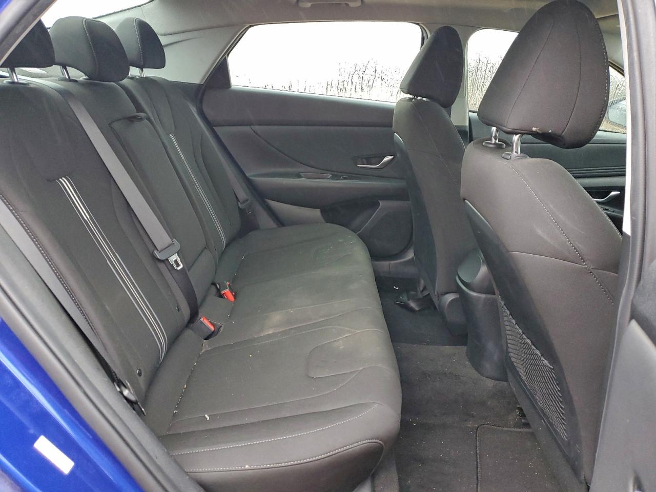 Hyundai ELANTRA Sel Image 5